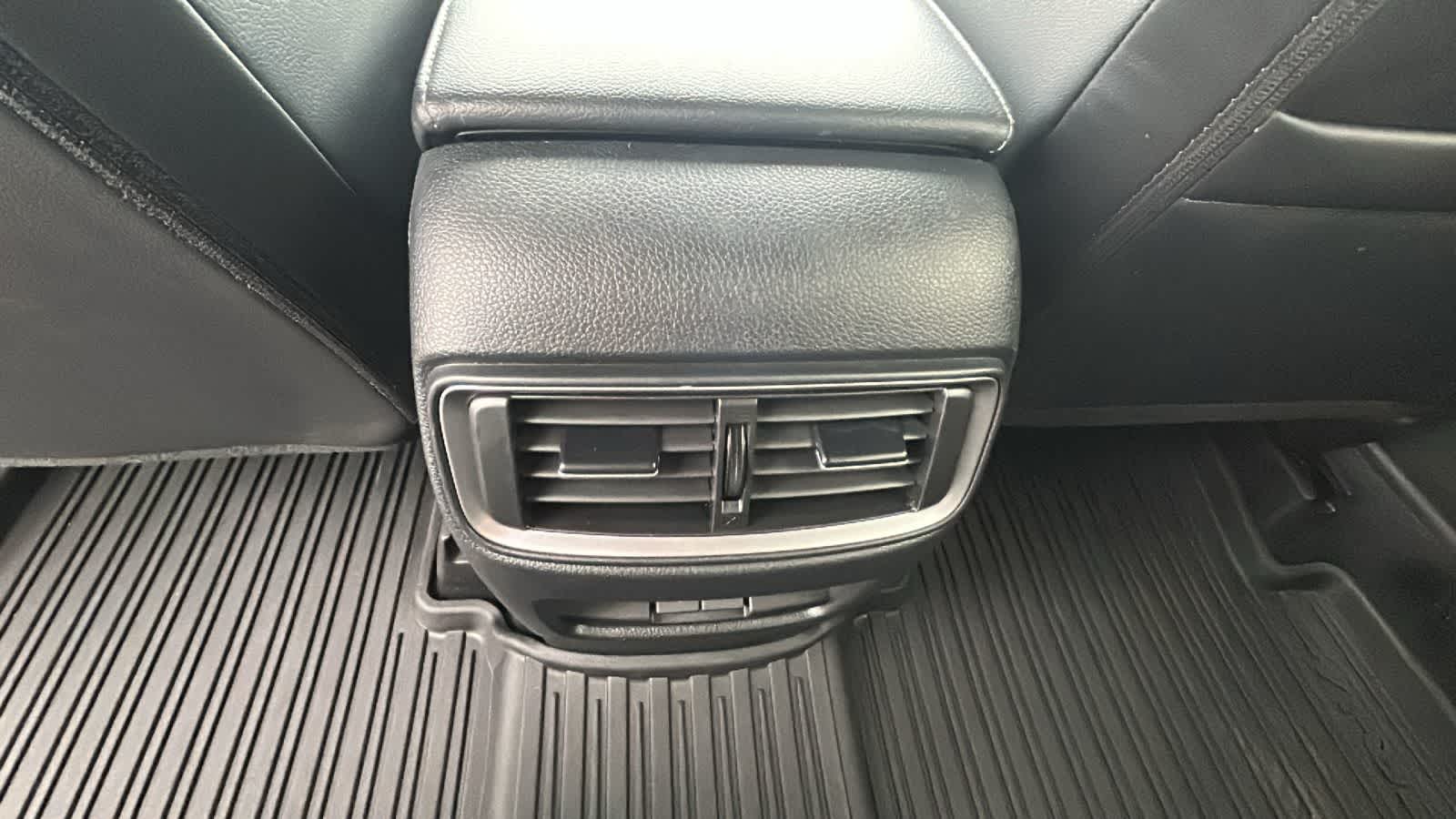 Thumbnail: 2021 Honda CR-V - 24