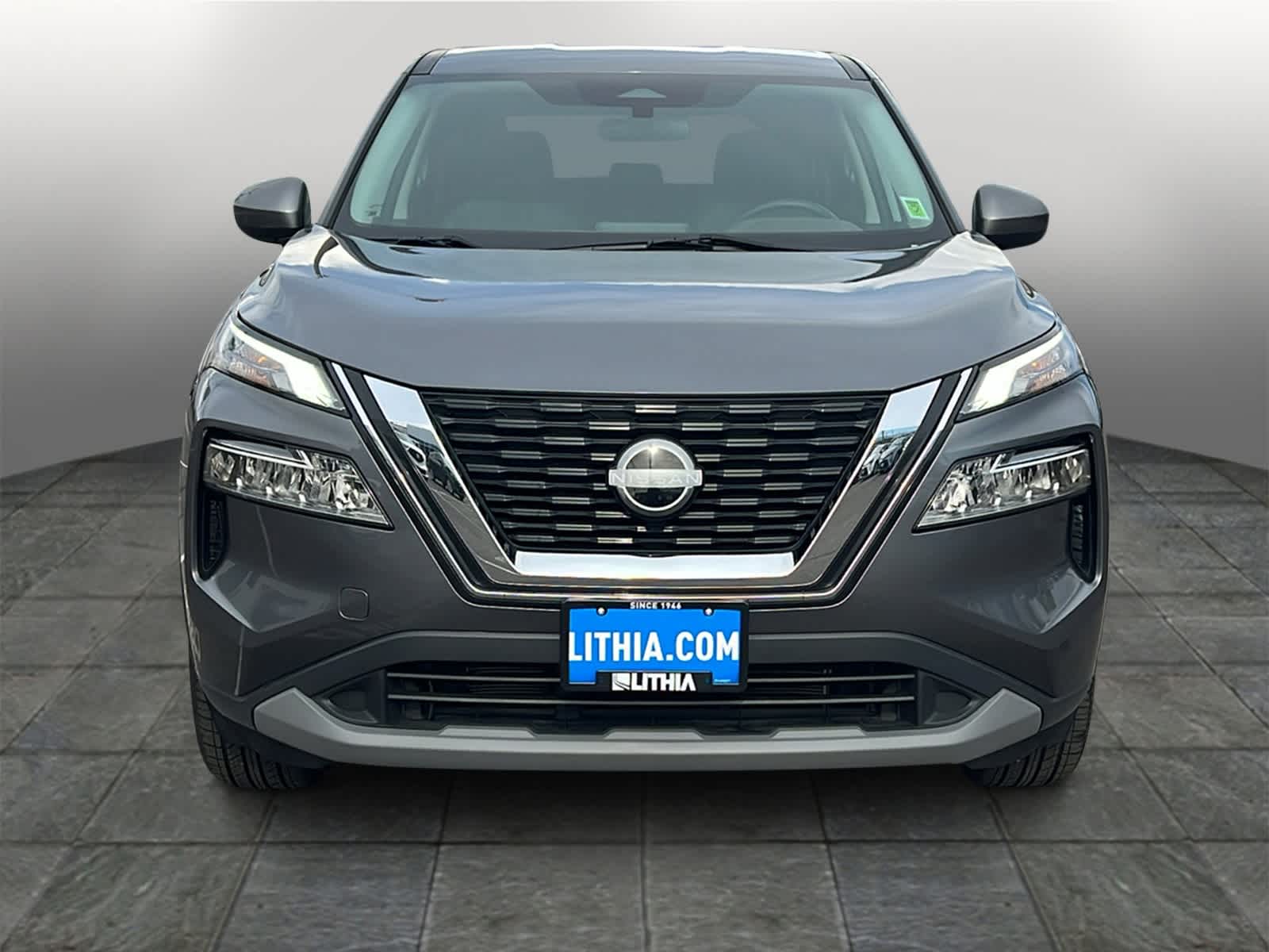 2023 Nissan Rogue SV 2