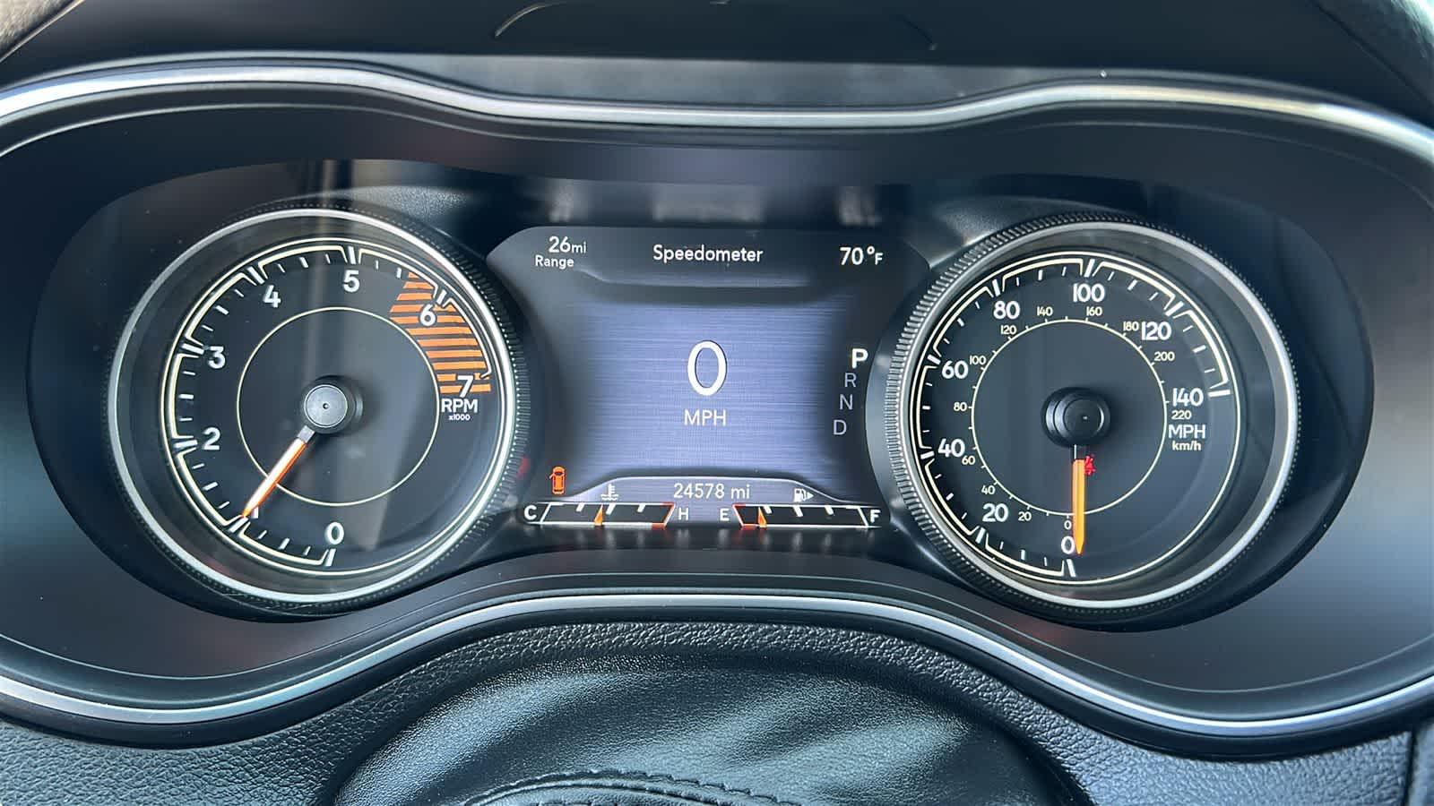 Thumbnail: 2020 Jeep Cherokee - 20