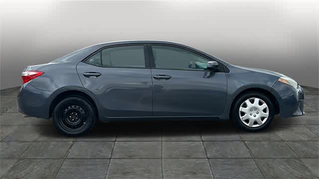 Thumbnail: 2015 Toyota Corolla - 4