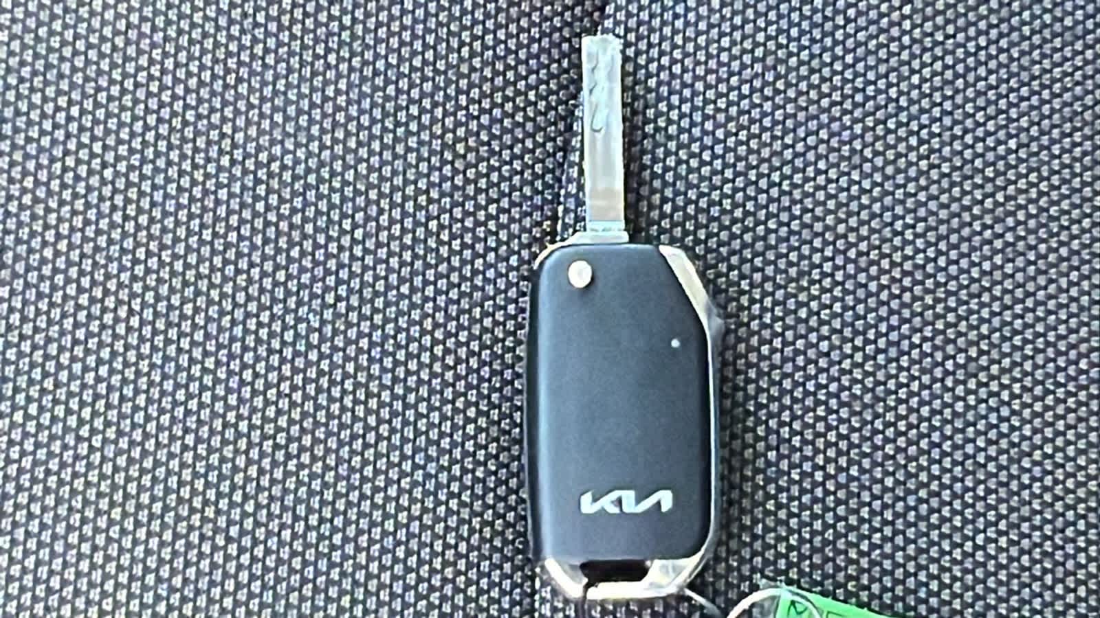 Thumbnail: 2023 Kia Forte - 29