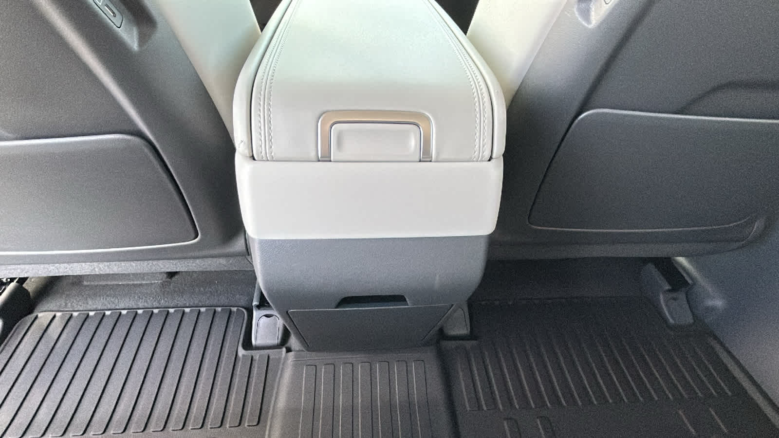 Thumbnail: 2026 Hyundai Santa Fe - 25