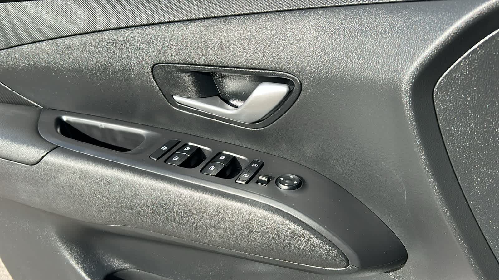 Thumbnail: 2023 Hyundai Santa Cruz - 22