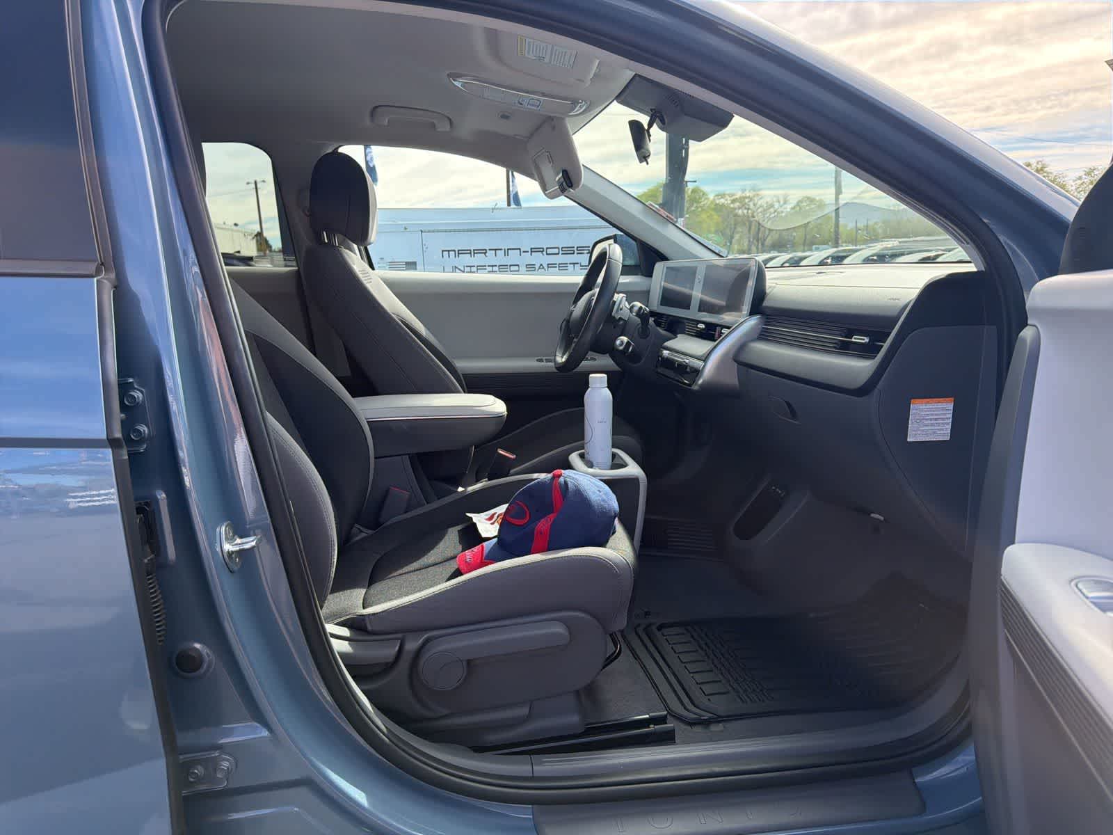 Thumbnail: 2022 Hyundai Ioniq 5 - 20