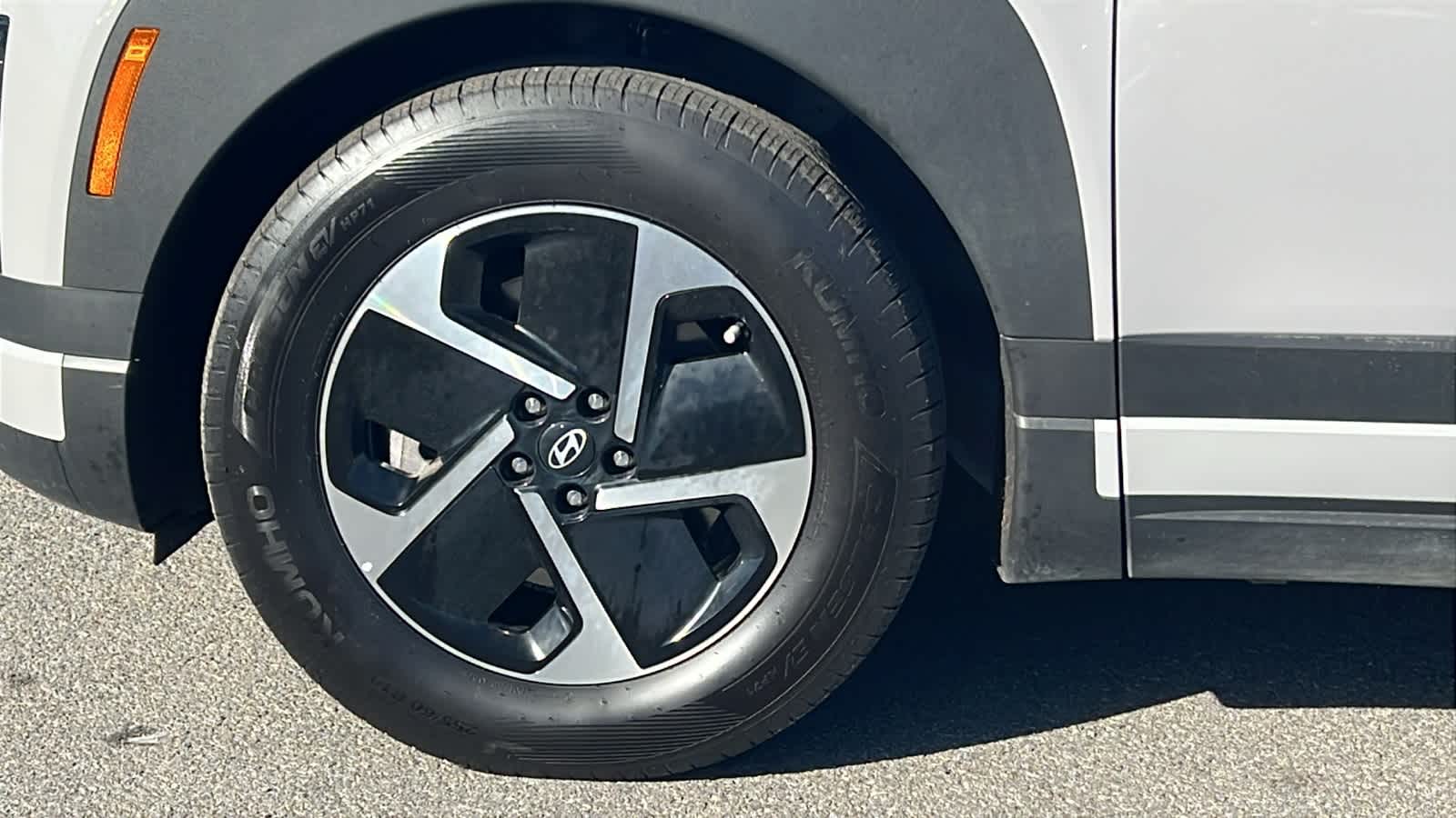 Thumbnail: 2026 Hyundai Ioniq - 9