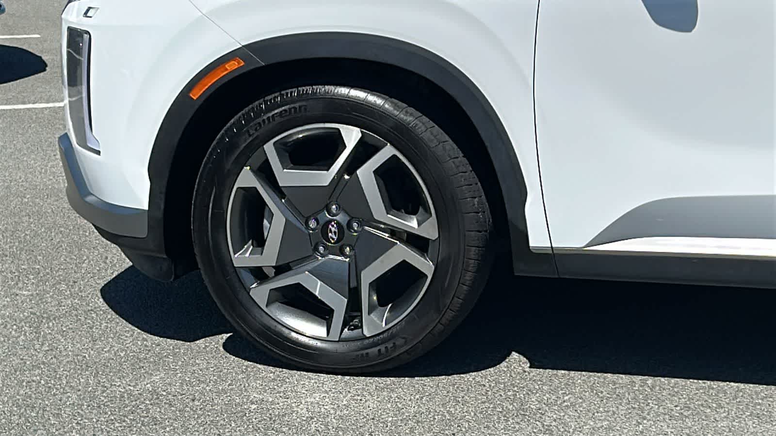 Thumbnail: 2024 Hyundai Palisade - 9