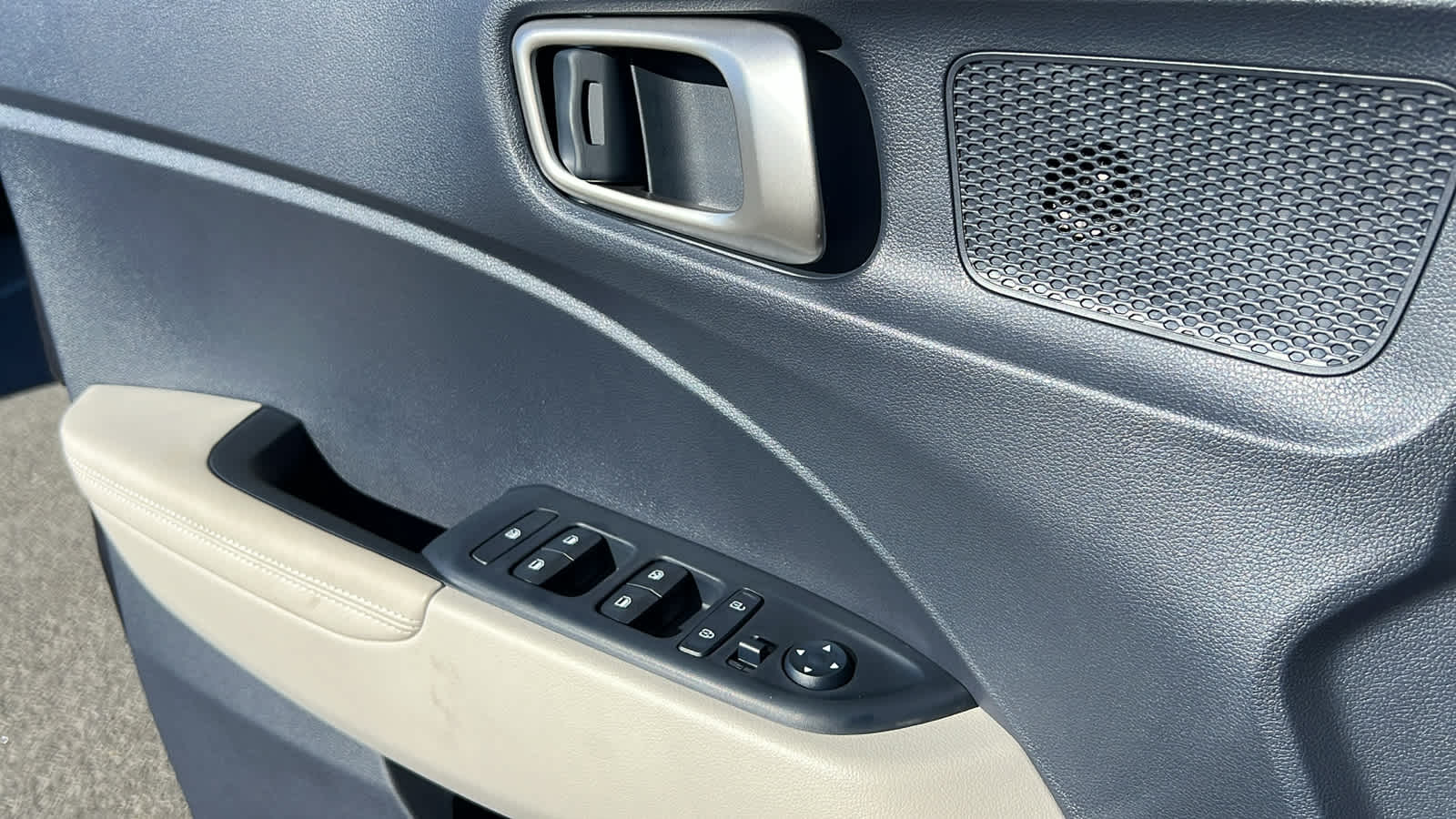 Thumbnail: 2026 Hyundai Venue - 22