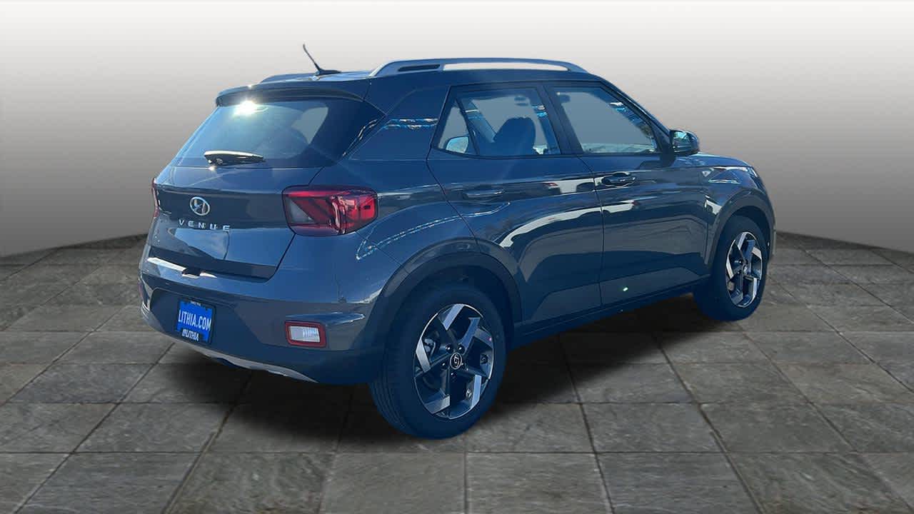 Thumbnail: 2026 Hyundai Venue - 5