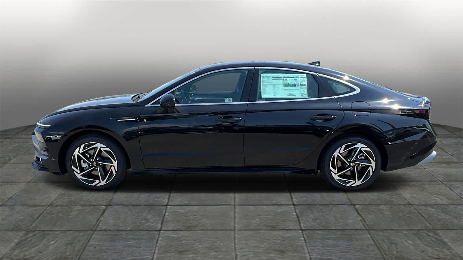 Thumbnail: 2024 Hyundai Sonata - 3