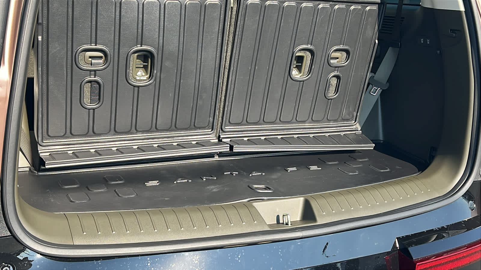 Thumbnail: 2025 Hyundai Santa Fe - 27