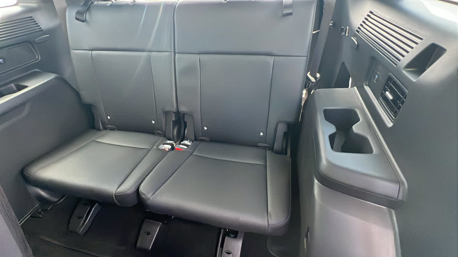 Thumbnail: 2026 Hyundai Santa Fe - 31