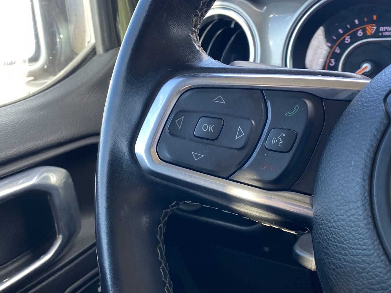 Thumbnail: 2022 Jeep Gladiator - 24