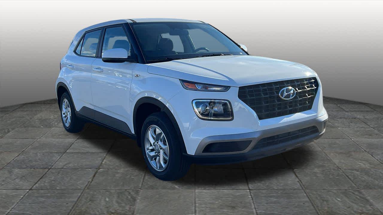 Thumbnail: 2026 Hyundai Venue - 3