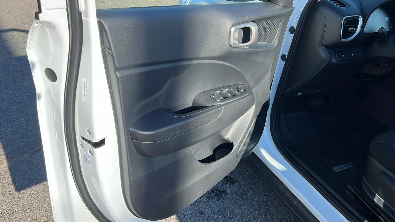 Thumbnail: 2026 Hyundai Venue - 23