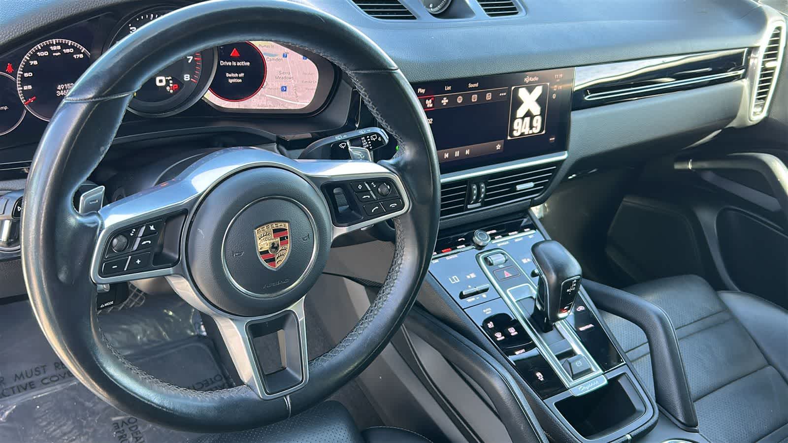 Thumbnail: 2023 Porsche Cayenne - 10