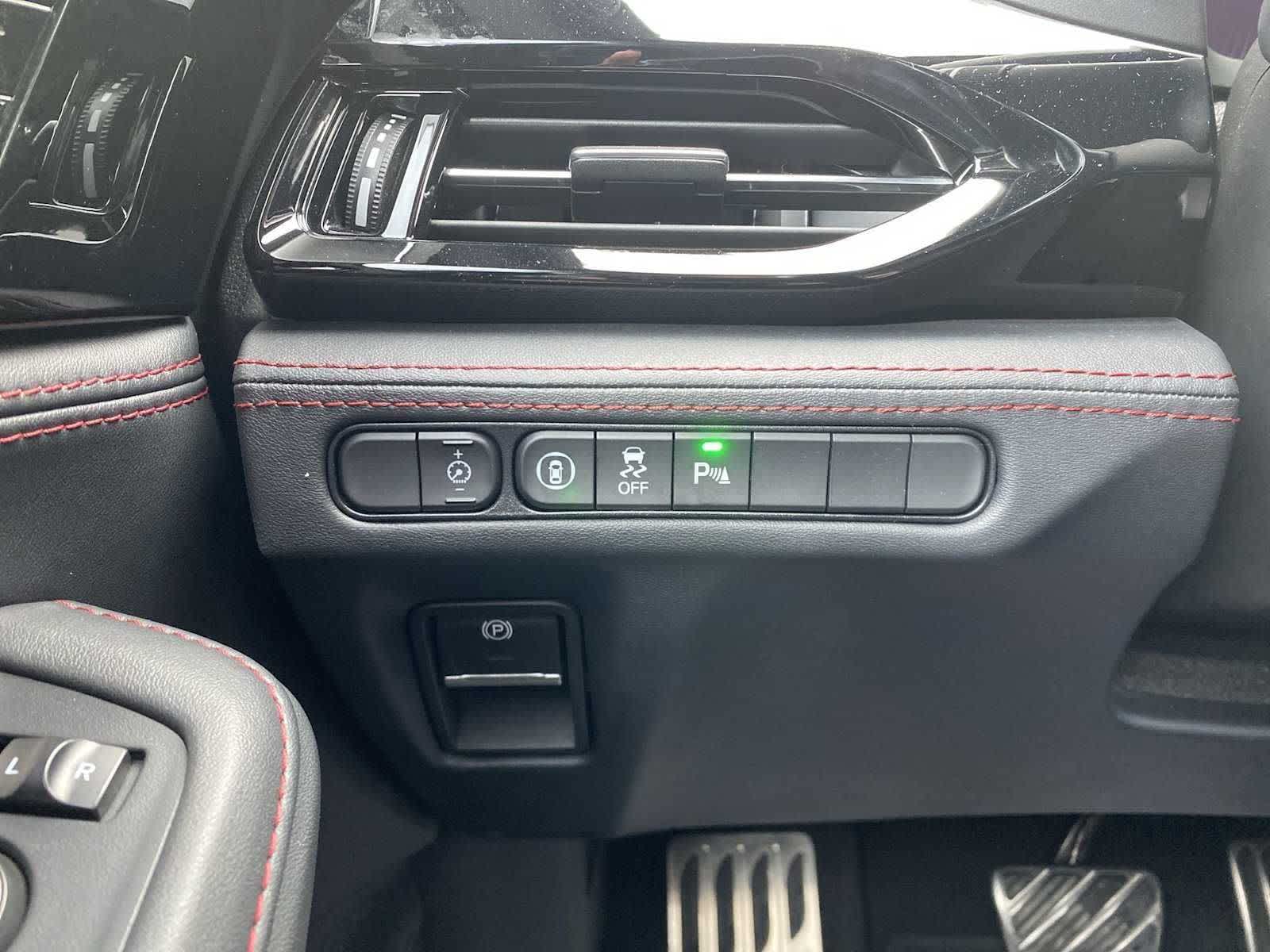 Thumbnail: 2022 Acura MDX - 31