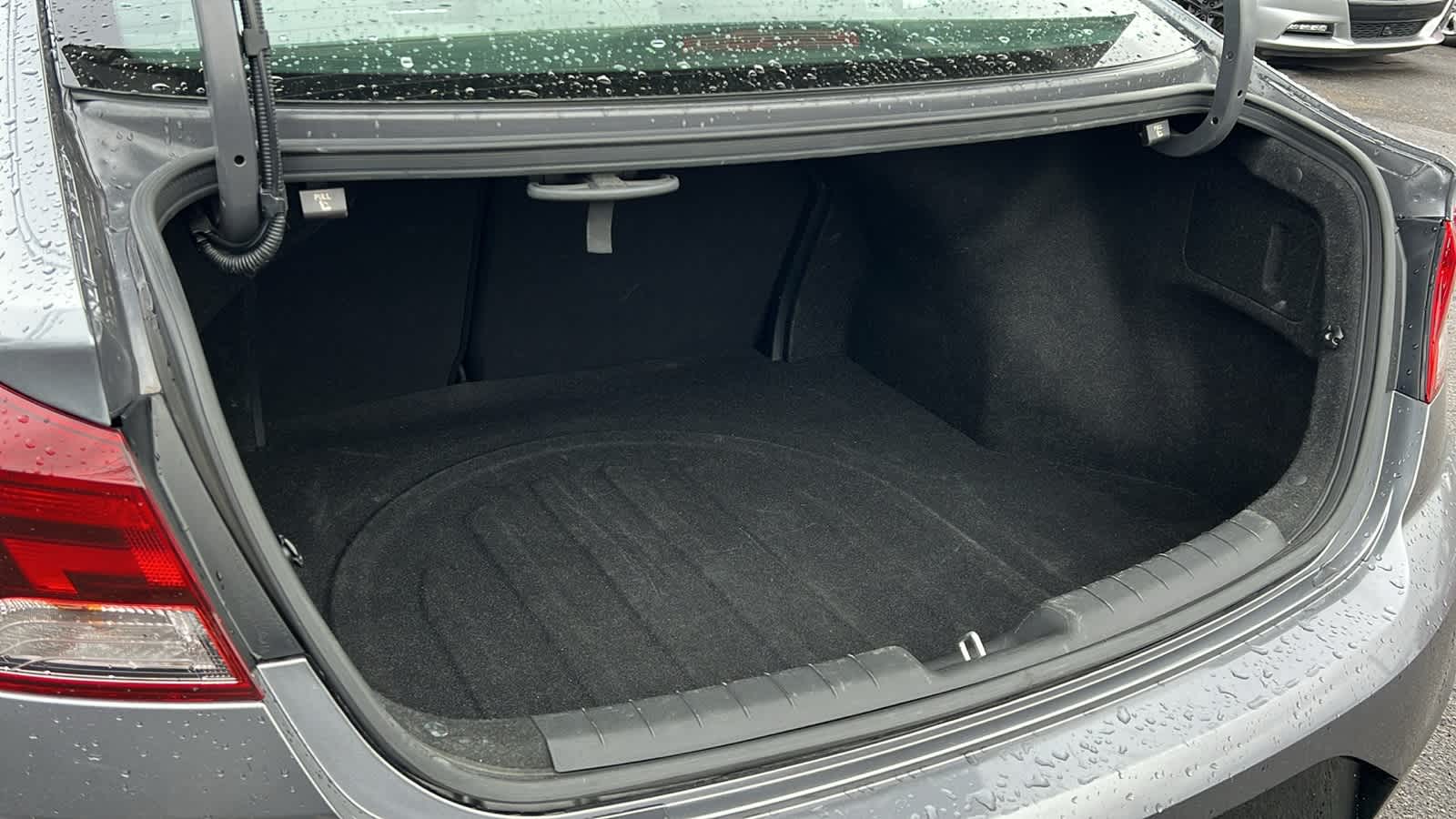 Thumbnail: 2019 Hyundai Elantra - 27