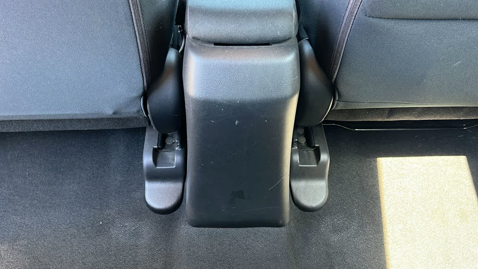 Thumbnail: 2016 Honda Fit - 25