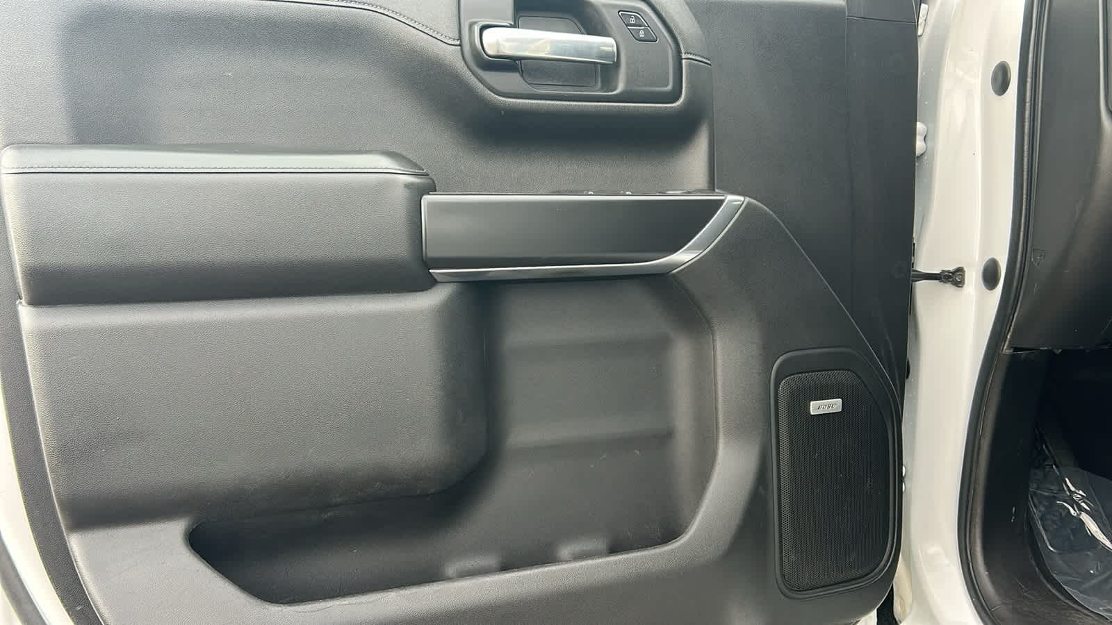 Thumbnail: 2021 Chevrolet Silverado 1500 - 23