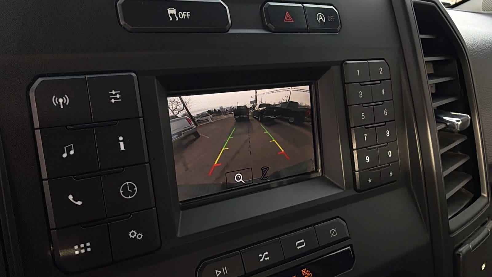 Thumbnail: 2018 Ford F-150 - 16