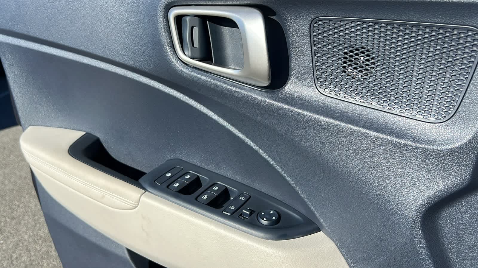 Thumbnail: 2026 Hyundai Venue - 22