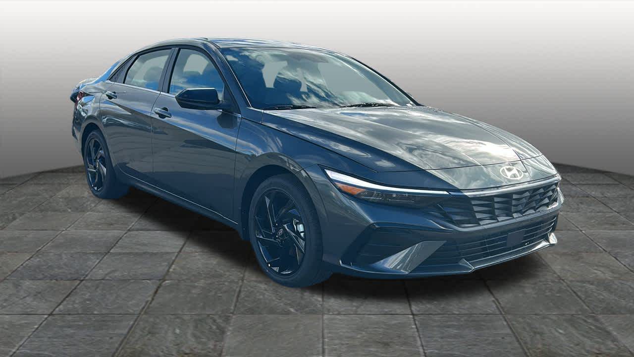 Thumbnail: 2026 Hyundai Elantra - 3