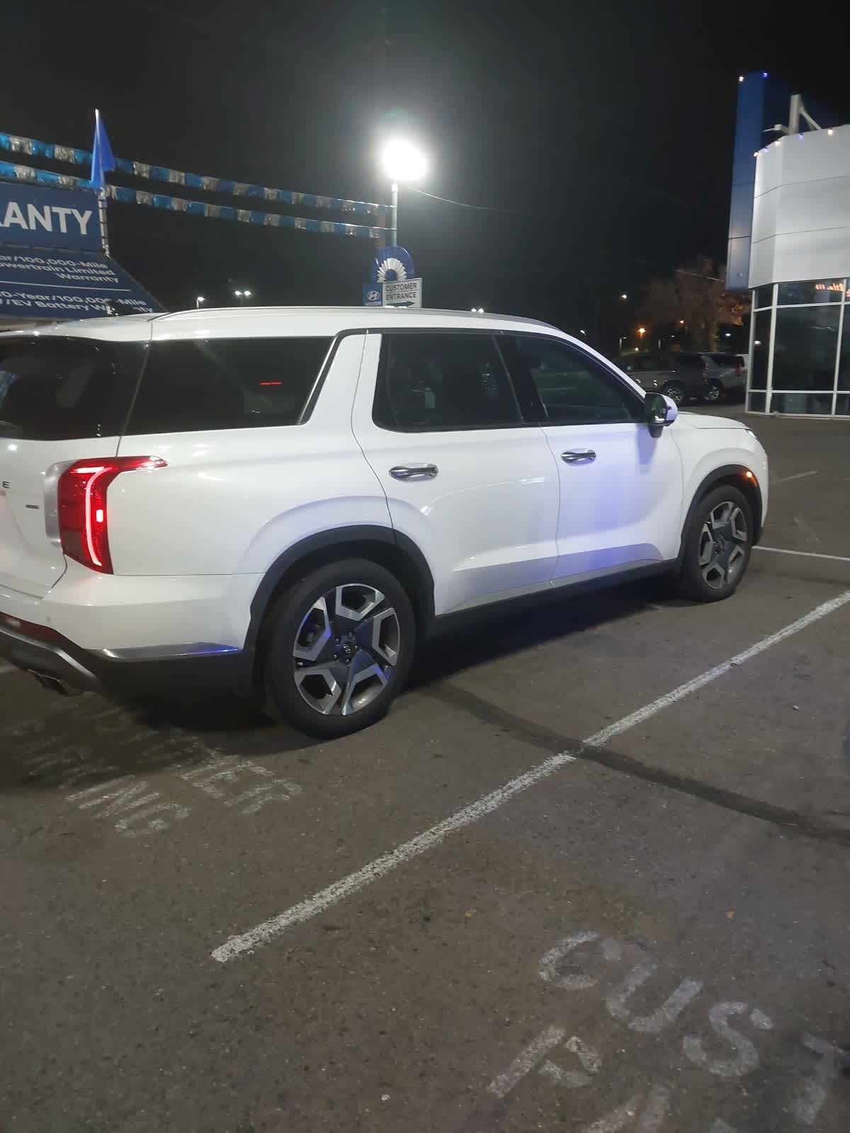 Thumbnail: 2023 Hyundai Palisade - 21