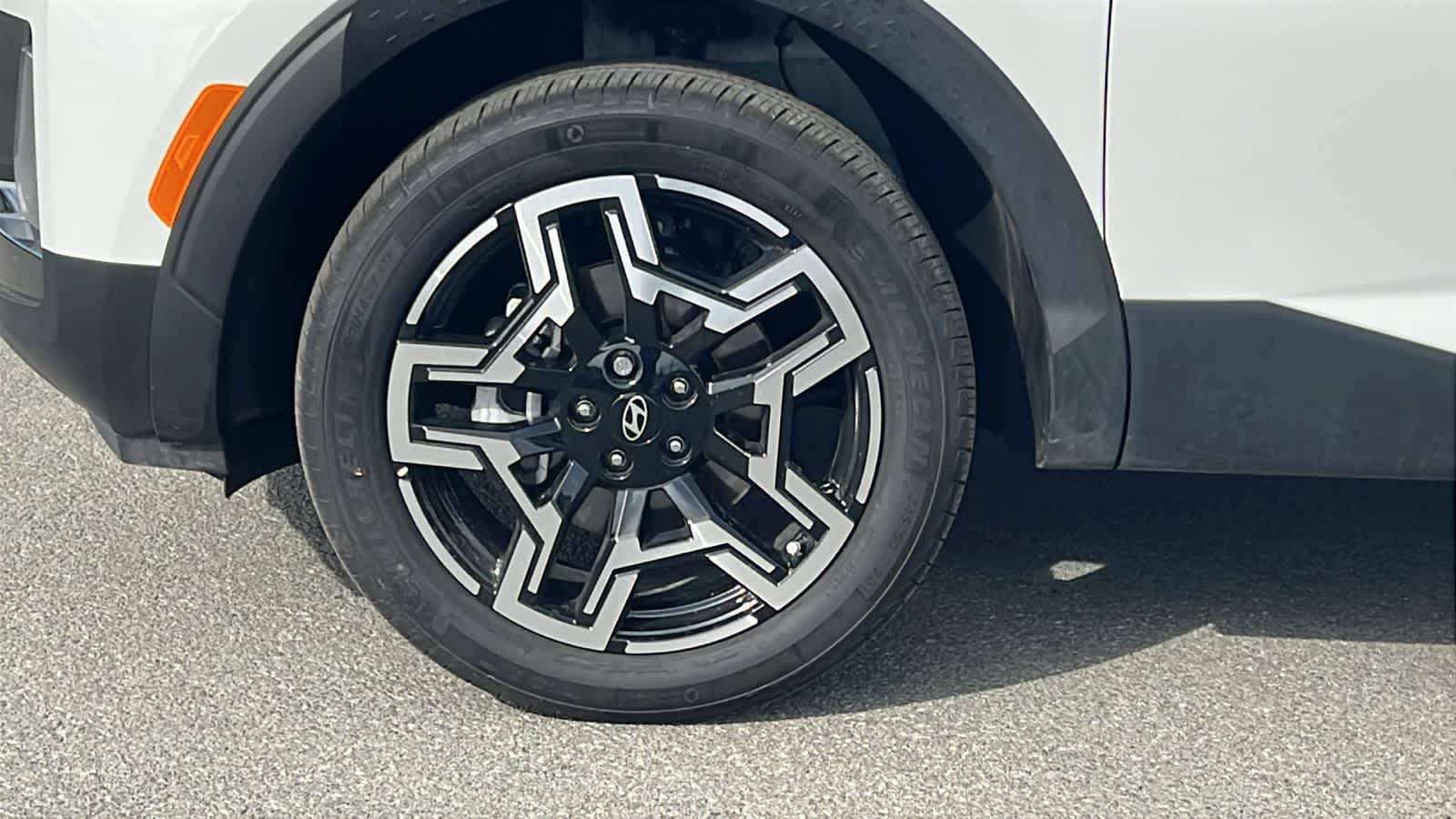 Thumbnail: 2025 Hyundai Santa Cruz - 9