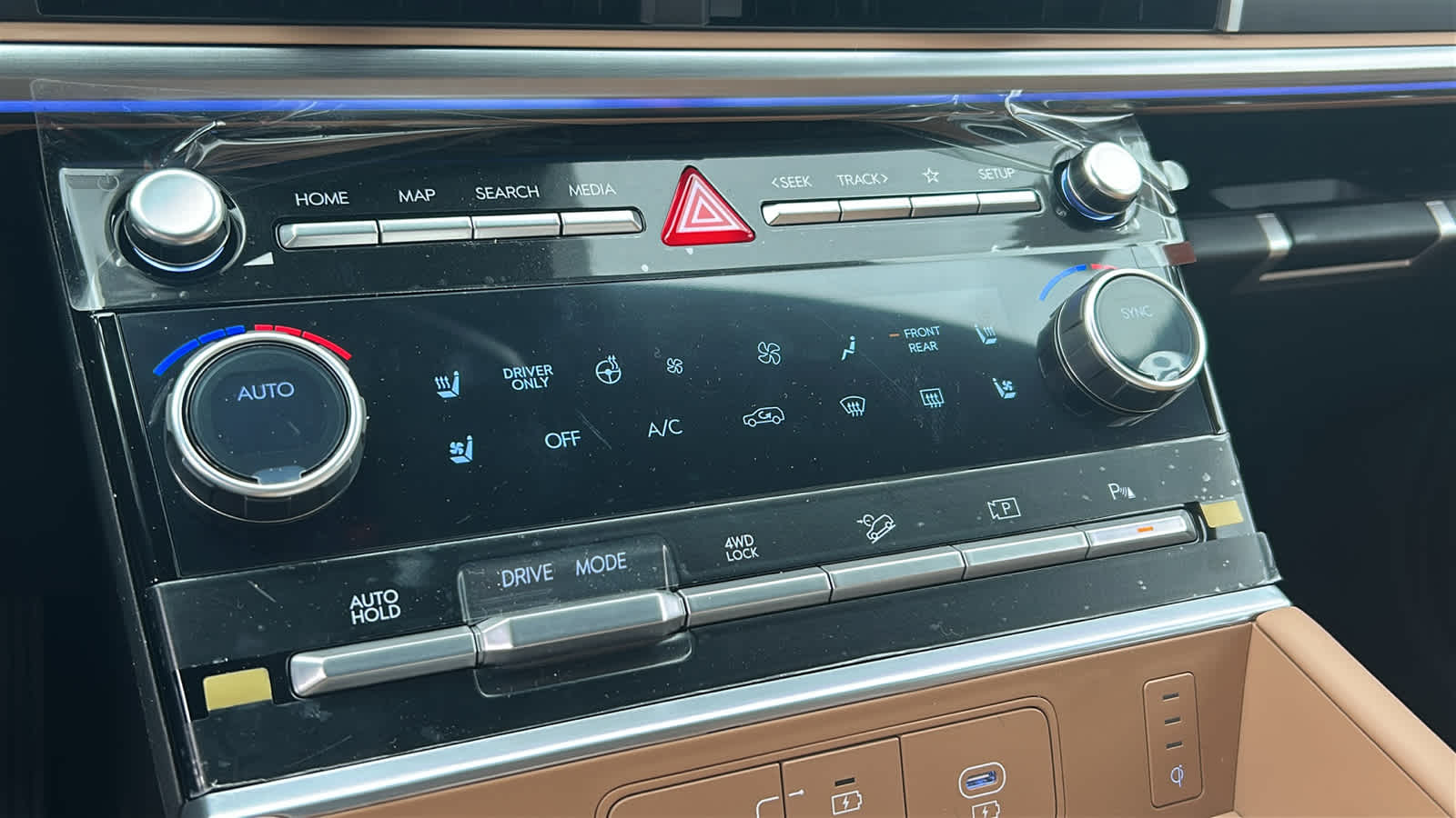 Thumbnail: 2026 Hyundai Santa Fe - 14