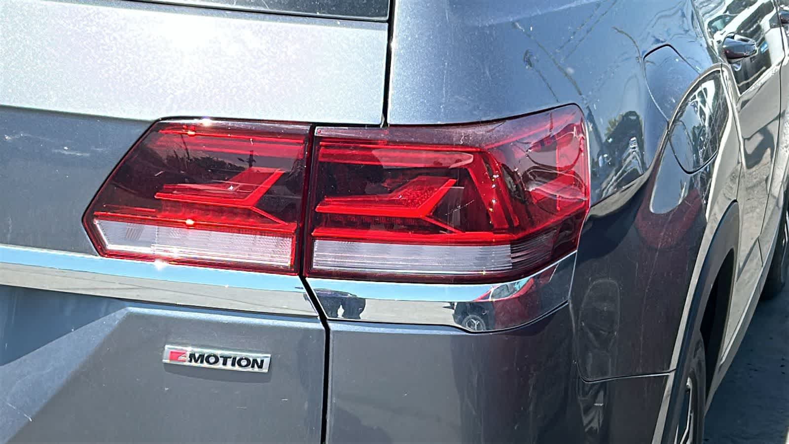 Thumbnail: 2022 Volkswagen Atlas - 14