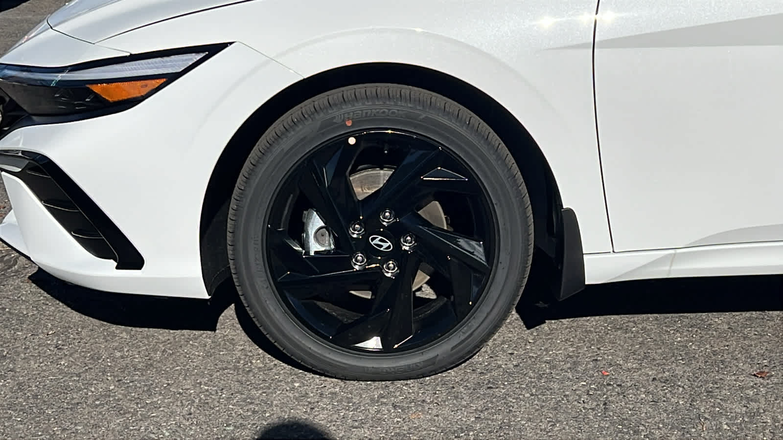 Thumbnail: 2026 Hyundai Elantra - 9