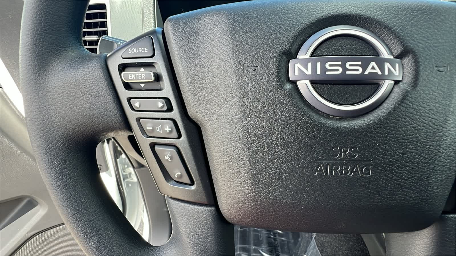 Thumbnail: 2024 Nissan Frontier - 18