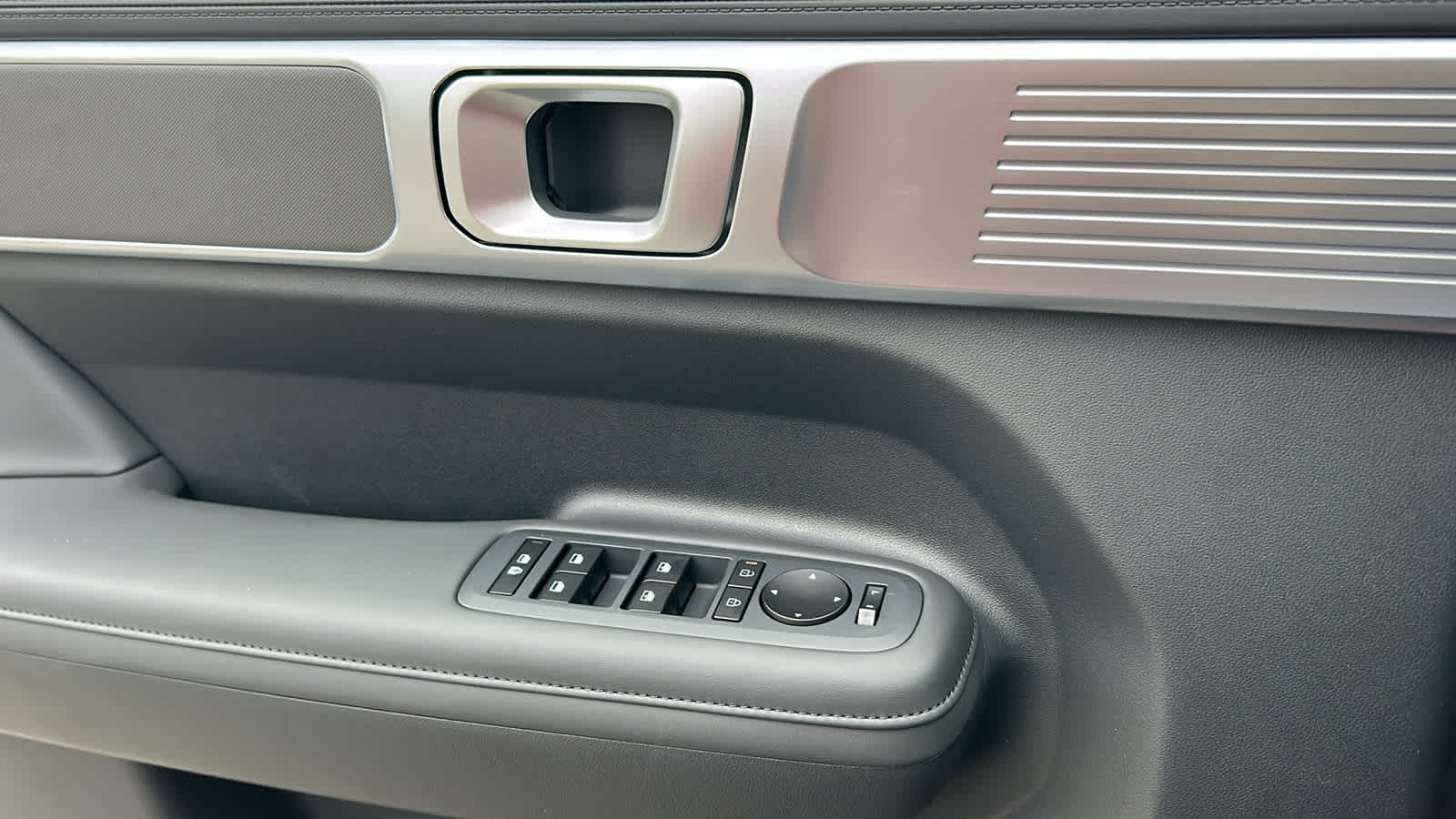 Thumbnail: 2026 Hyundai Santa Fe - 22