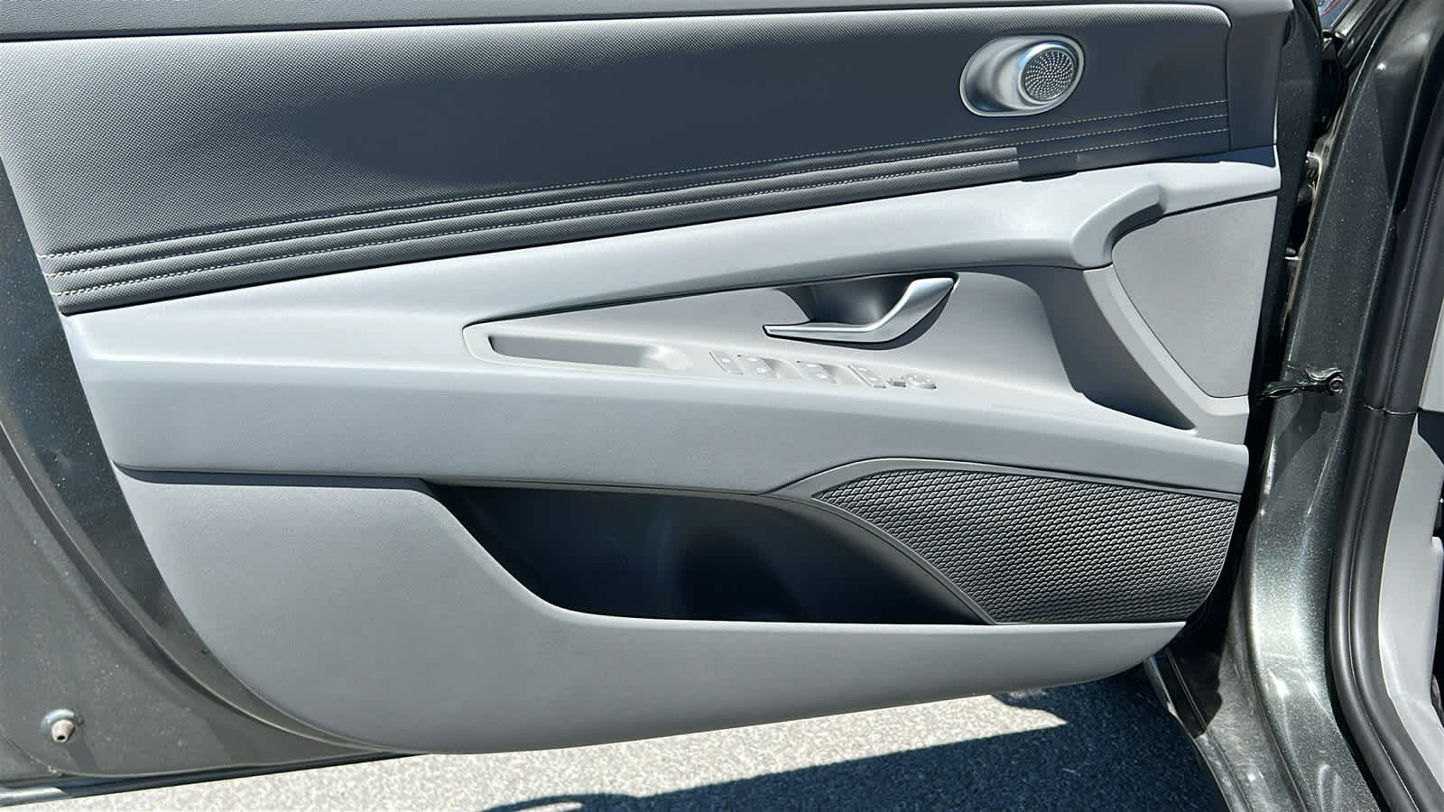 Thumbnail: 2026 Hyundai Elantra - 23