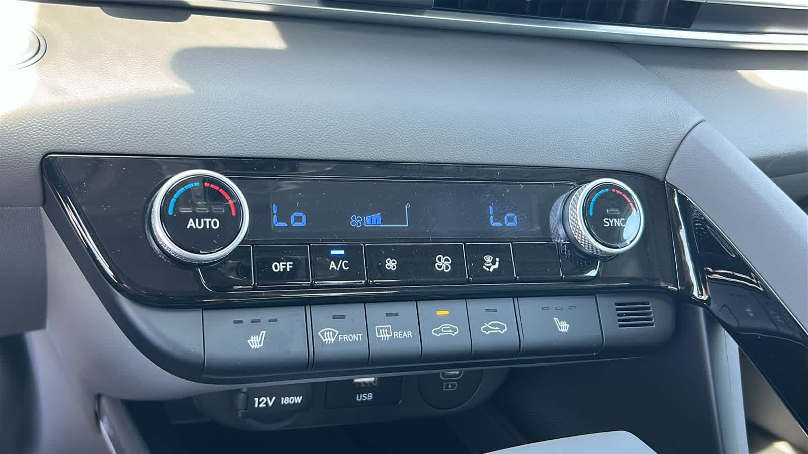 Thumbnail: 2026 Hyundai Elantra - 14