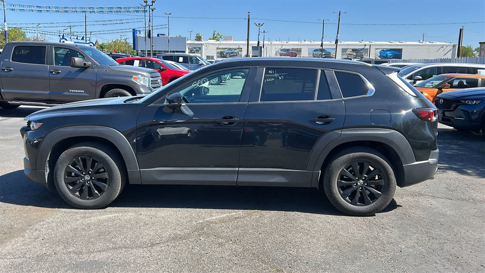 Thumbnail: 2025 Mazda CX-50 - 7