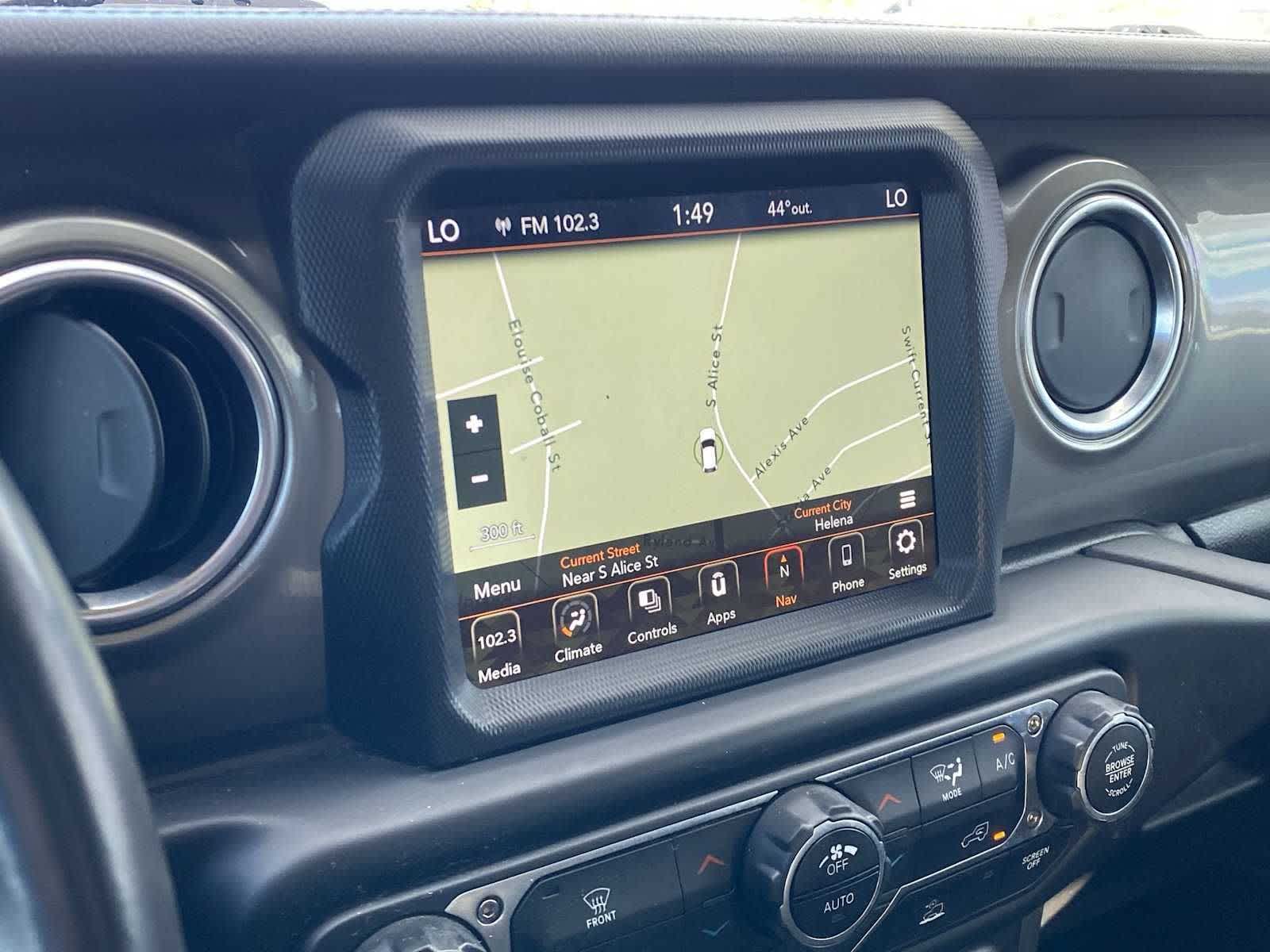 Thumbnail: 2022 Jeep Gladiator - 25