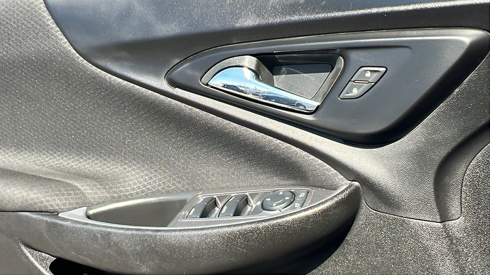 Thumbnail: 2023 Chevrolet Malibu - 22