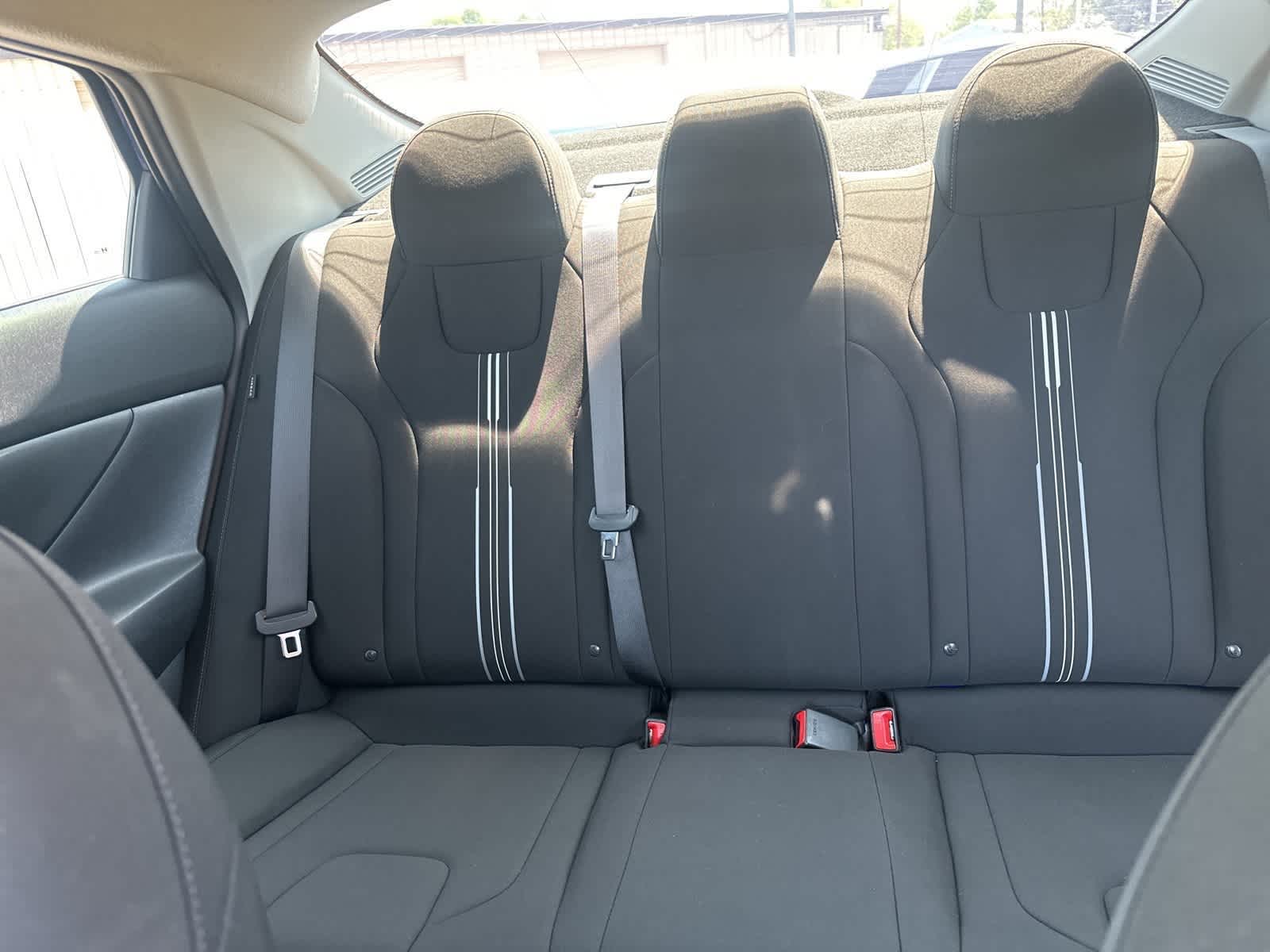 2024 Hyundai Elantra SEL 16