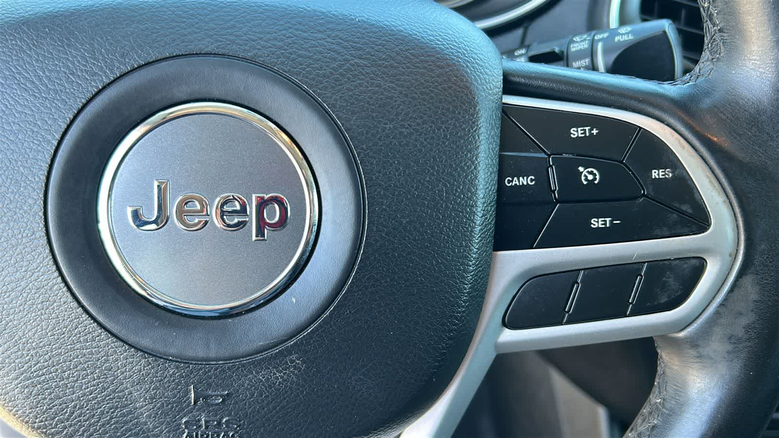 Thumbnail: 2020 Jeep Cherokee - 19