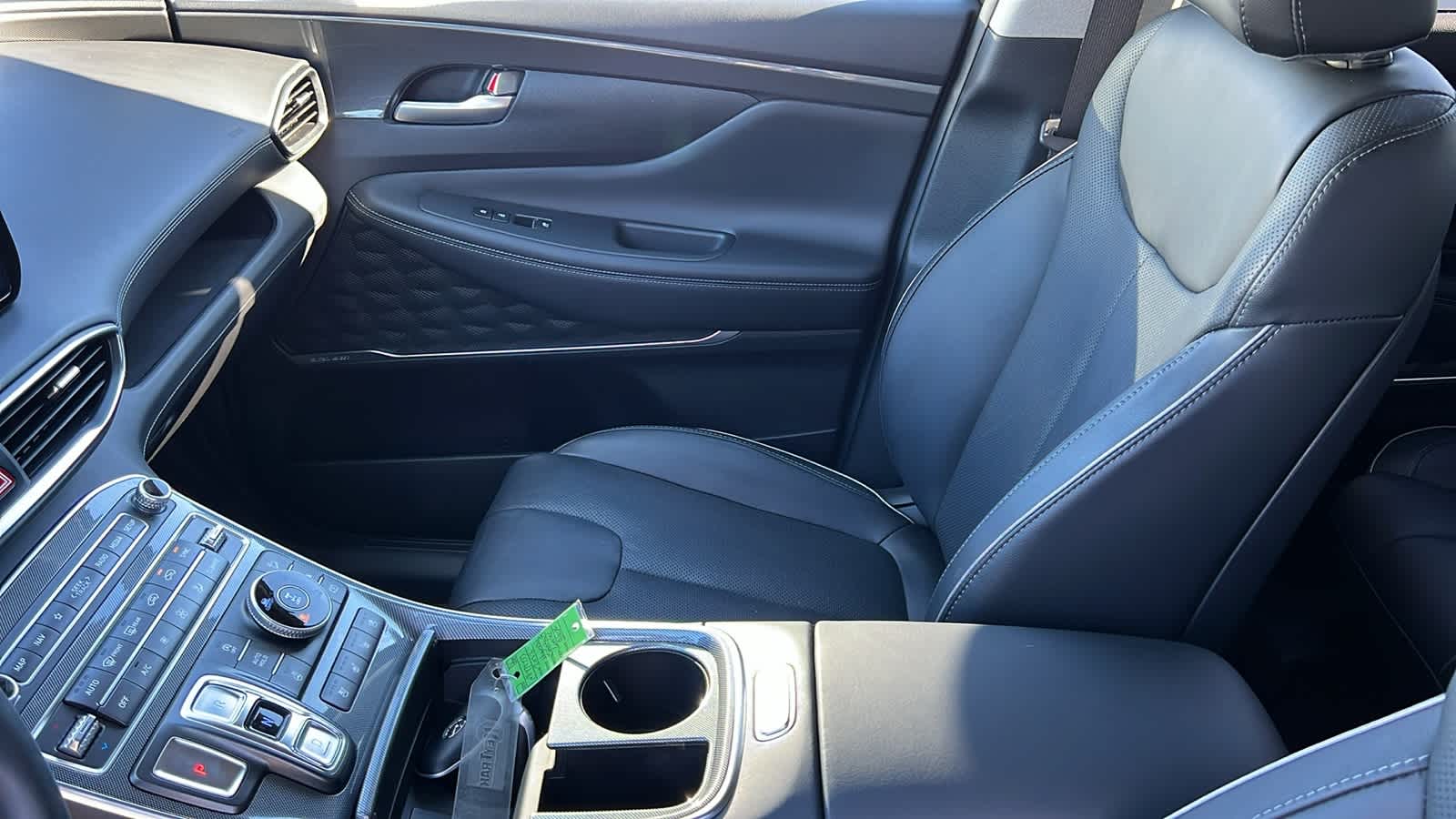 Thumbnail: 2022 Hyundai Santa Fe - 12