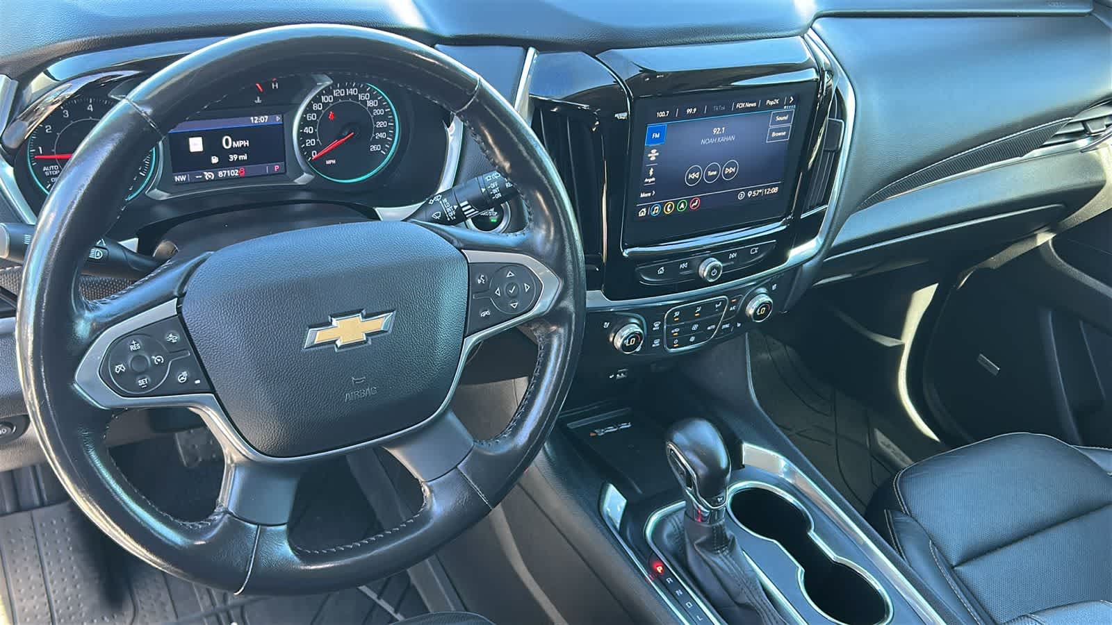 Thumbnail: 2021 Chevrolet Traverse - 10