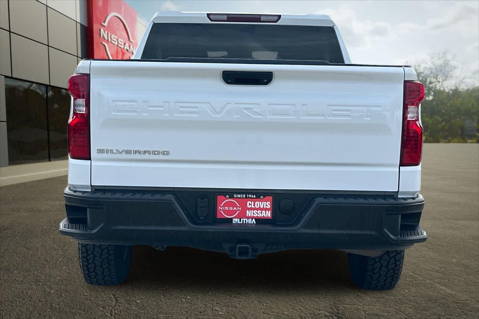Thumbnail: 2022 Chevrolet Silverado 1500 - 8