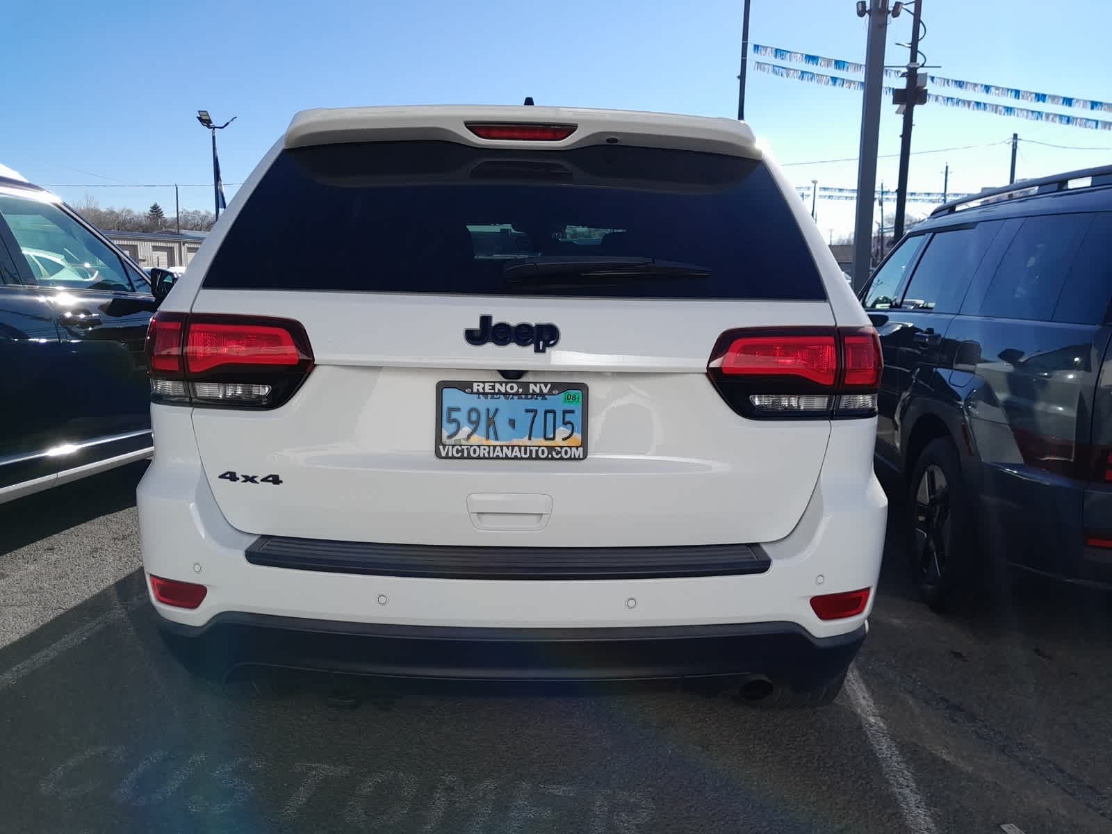 Thumbnail: 2018 Jeep Grand Cherokee - 6