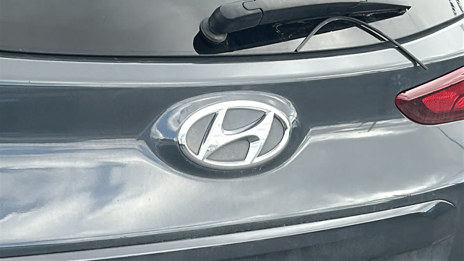 Thumbnail: 2023 Hyundai Kona - 11