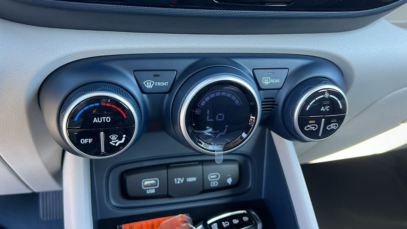 Thumbnail: 2026 Hyundai Venue - 14