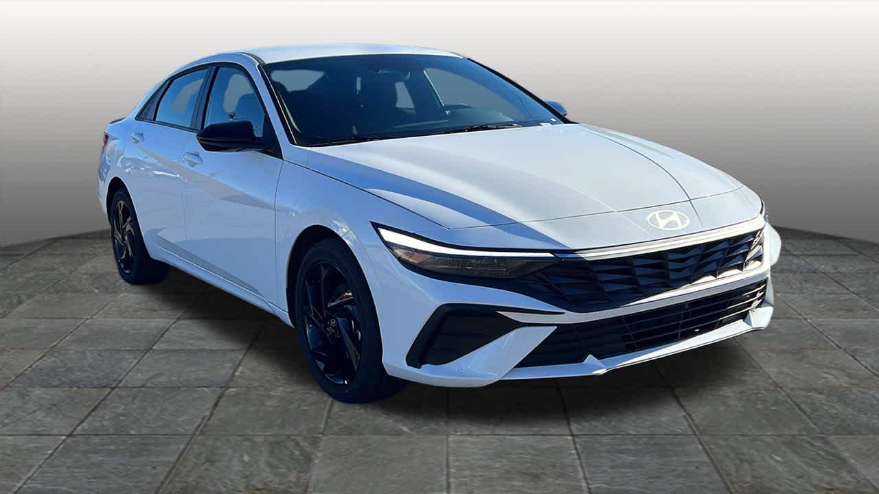 Thumbnail: 2026 Hyundai Elantra - 3