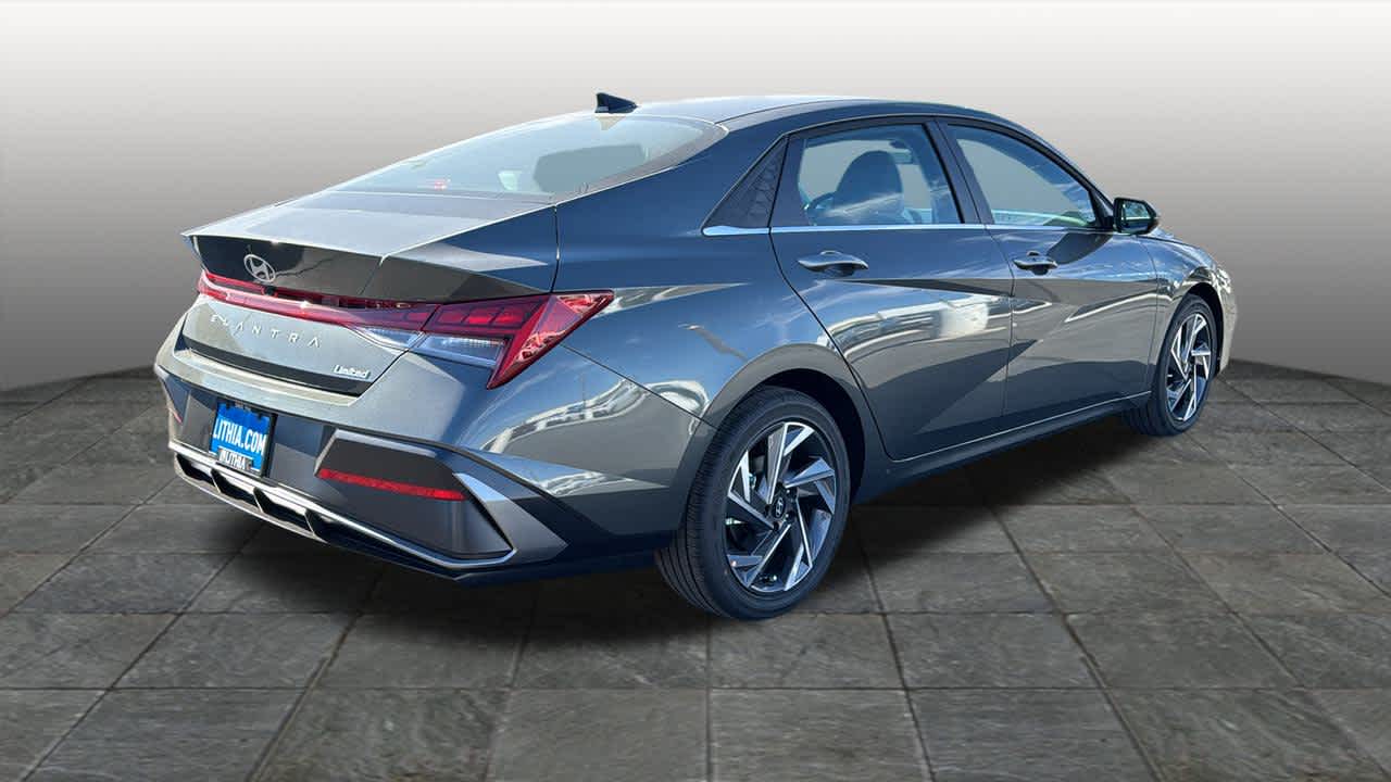 Thumbnail: 2026 Hyundai Elantra - 5