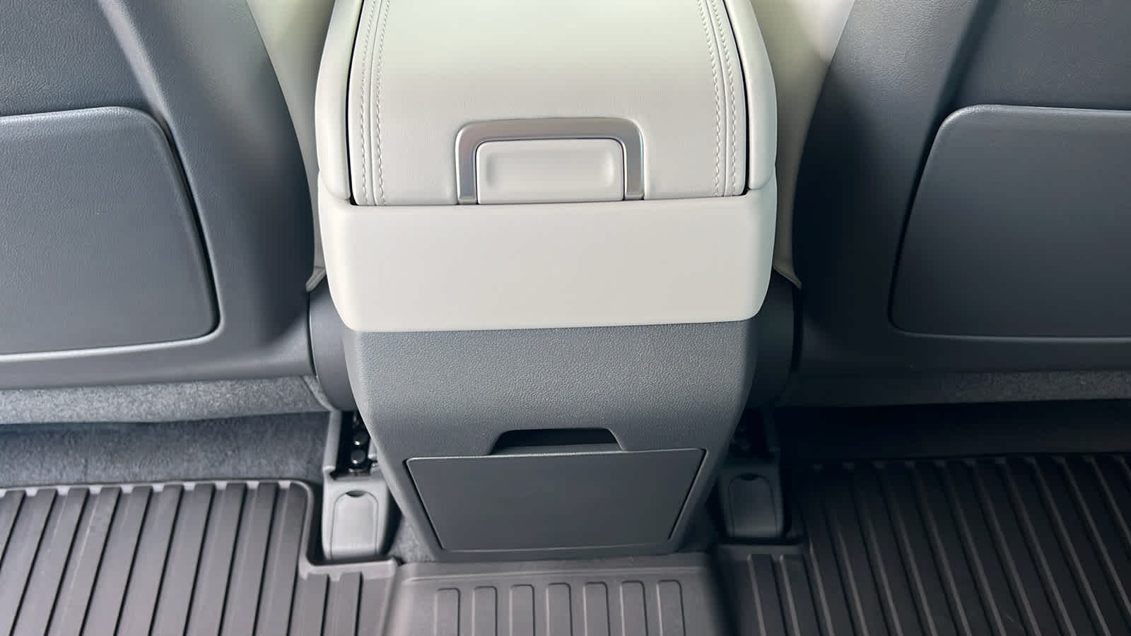 Thumbnail: 2026 Hyundai Santa Fe - 25