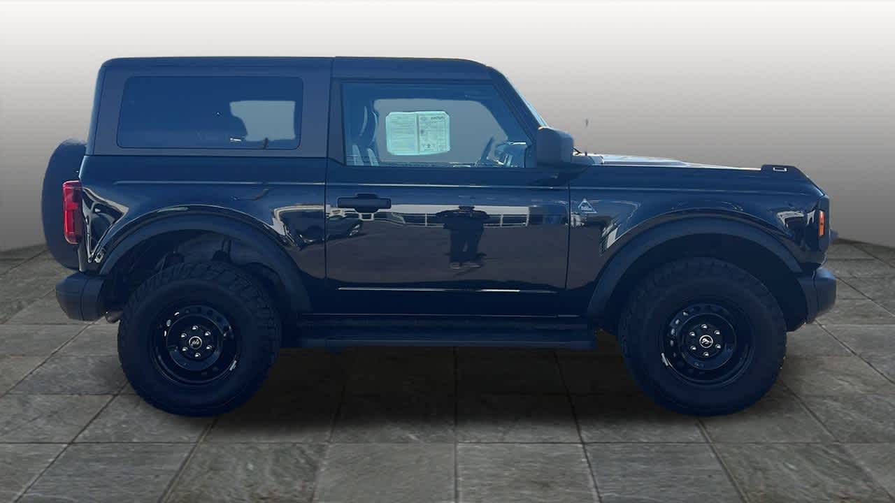 Thumbnail: 2022 Ford Bronco - 4